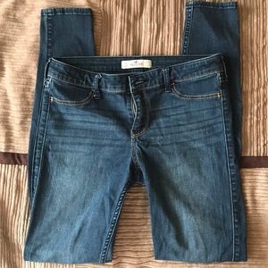 Hollister size 7L super skinny jeans